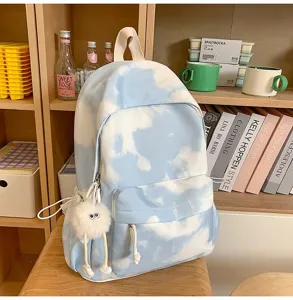 Elegante zaino casual con stampa nuvola blu per studenti, grande borsa con grazioso ciondolo.