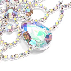 Squisita catena da braccio in strass, gioiello da corpo in cristallo vintage, accessori scintillanti.