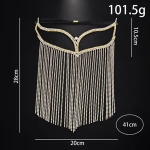 Squisita maschera con frange di strass catena viso donna, ideale per feste in maschera.