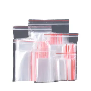 Bolsas de plástico transparente con cierre hermético en varios tamaños para almacenamiento diario.