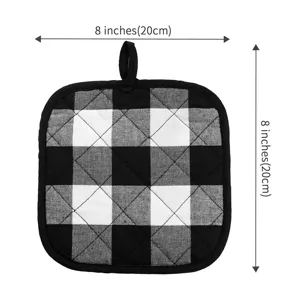 Black and white buffalo plaid pot holder, 8x8 inch cotton heat resistant kitchen hot pad.