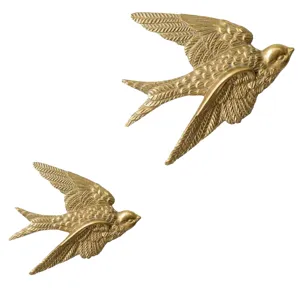Gold metal swallow wall art decor, vintage flying bird hanging ornaments for living room.