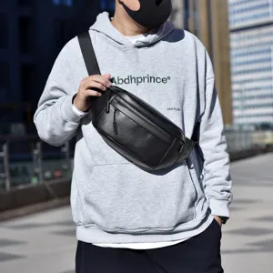 Herren schwarze Leder Brusttasche Freizeit Mode Umhängetasche für den täglichen Weg zur Arbeit