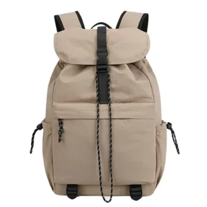 Zaino casual da uomo, grande capacità, zainetto resistente e leggero per sport all'aperto.