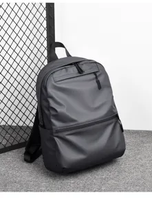 Minimalistischer wasserdichter Herren Rucksack Detail, Alltag Laptop Schul Tasche.