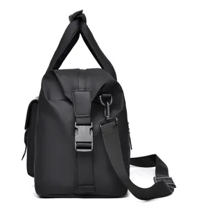 Grande borsa da viaggio impermeabile da uomo borsa da affari con tracolla resistente.