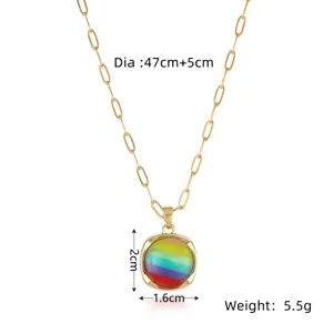 Collar de cadena de clip dorado con colgante de acrílico de arco iris colorido, joyería elegante.