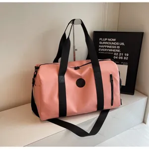 Grand sac de voyage de grande capacite, sac de sport multifonctionnel pour femmes.