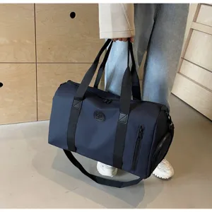 Grand sac de voyage bleu marine et sac de sport fitness avec longue bandoulière