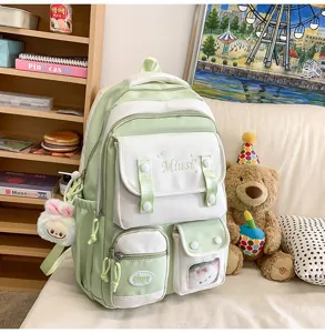 Salbeigrüner Schulrucksack süße Multi-Pocket College-Stil Schultasche für Mädchen mit Plüsch