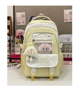Süßer, großer Schüler-Rucksack in frischem Gelb-Weiß, College-Stil, ideal für die Schule.
