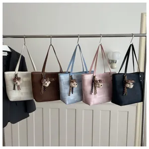 Vintage τσάντα tote μεγάλης χωρητικότητας κορεατικού στιλ με χαριτωμένο αρκουδάκι για εργασία.