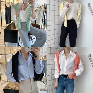 Stylische Damen Langarmhemden und Strickschal Lagenlook Outfits fur Alltag.