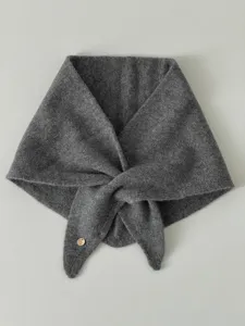 Gemütlicher Woll-Mini-Schal für Damen, weicher Strick-Halswärmer mit praktischer Schlaufe.