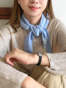 Invierno nuevo 100% lana bufanda triangular color sólido cuello cálido tejido estilo.