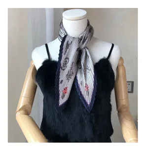 Vintage pleated small square scarf with purple edge and carriage print for women wear