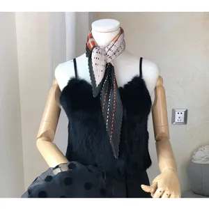 Pleated small square scarf for women, retro artistic neckerchief and versatile decoration.