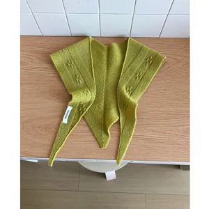 Green knitted wool triangle scarf for women, stylish winter warm retro shawl and neck warmer.