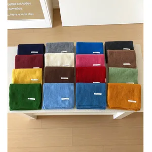 Bufanda de invierno cálida de lana para mujer y hombre, bufanda de punto lisa y moderna.