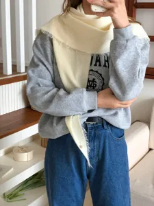 Women's warm solid color triangular scarf winter soft cozy fringe shawl Korean style neckerchief