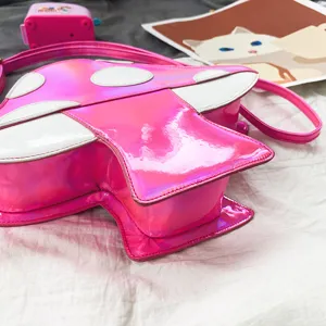 Rosa holografische Pilz PU Umhängetasche mit weißen Punkten, süßes kreatives Modedesign.