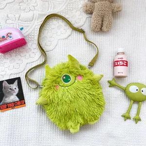 Süße grüne Monster Plüsch Umhängetasche flauschige Cartoon Schultertasche für Damen