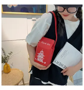 Borsa a tracolla rossa in PU forma scatola di latte creativa stampa pagoda cinese borsa