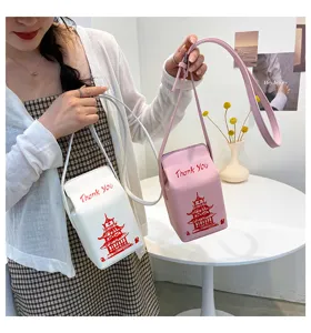 Carina borsa a tracolla a forma di cartone di latte con stampa pagoda cinese in pelle PU.