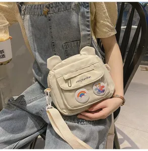 Süße Bärenohren Canvas Umhängetasche für Damen, Vintage Freizeittasche mit süßen Ansteckern.