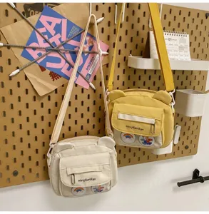Süße japanische Vintage-Stil Bärenohr Segeltuch Umhängetasche, süße Schülertasche.