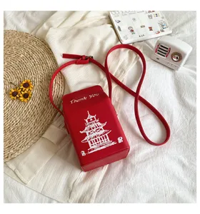 Borsa a tracolla rossa in PU a forma di cartone di latte con stampa di pagoda.