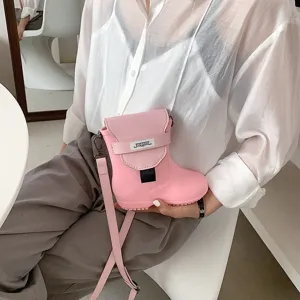 Joli sac bandoulière rose en forme de chaussure pour femme, petit sac tendance et rigolo.