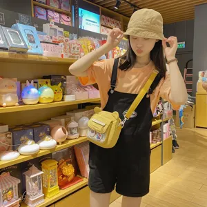 Japanische Vintage Bären Segeltuch Umhängetasche Detailansicht mit transparenter Tasche, Ohren.