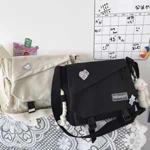 Japanese Harajuku casual canvas messenger bag with large capacity for student shoulder use