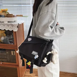 Japanese Harajuku casual crossbody bag, large capacity canvas messenger bag for daily.