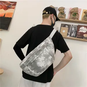 Borsa a tracolla in tela tie-dye grigia in stile coreano, grande borsa casual per l'uso quotidiano.