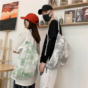 Borsa a tracolla in tela tie-dye stile coreano ins, borsa a spalla casual di grande capacità per uso.