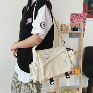Japanese Harajuku style canvas messenger bag, large capacity casual student school bag.