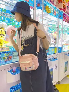 Japanischer Vintage Bär Stil rosa Umhängetasche mit transparenter Vordertasche für Damen.