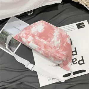 Borsa a tracolla in tela tie-dye rosa, borsa casual streetwear con cinturino regolabile.