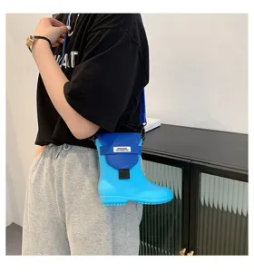 Sac bandoulière créatif en forme de botte de pluie pour femme, sac en cuir PU drôle.