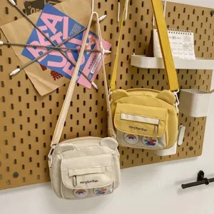 Süße japanische Vintage Bärenohren Segeltuch Umhängetasche für Damen Freizeittasche.