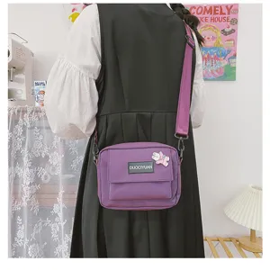 Bolso cruzado de lona estilo Harajuku japonés para mujer, bonita bolsa de hombro morada.