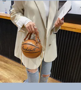 Chic neuartige Basketball Form PU Leder Handtasche mit Kette, kreative Umhängetasche.