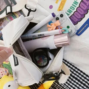 Bolso cruzado blanco de estilo japones Harajuku para mujeres y uso diario estudiantil.