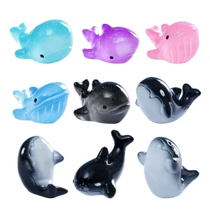 Miniature resin whale and orca figurines, cute micro landscape DIY aquarium decor ornaments.