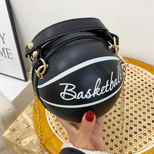 Neuheit basketballförmige leder umhängetasche mit goldener kette für damen mode.
