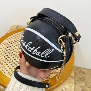 Neuheit schwarze Basketball geformte Umhängetasche mit Kette, stilvolle trendige PU Leder.