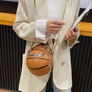 Kreative Umhängetasche in Basketball-Form mit Kette, stylische PU-Leder Neuheit Tasche für Damen.