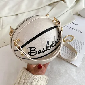 Kreative Basketball Form Damen Umhängetasche mit Kette und PU Leder Material Detail.